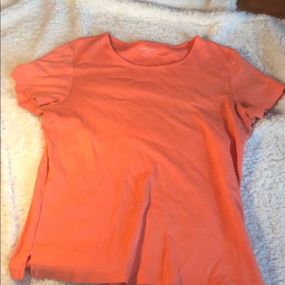 Coral tee shirt woman’s